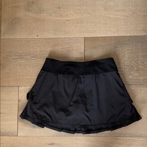 Girls Lululemon Black Set The Pace Skirt